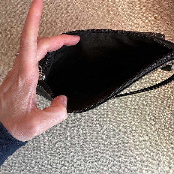 Authentic Coach Leather Wristlet - Picture 8 of 16